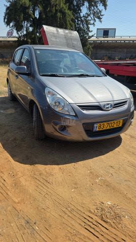 מודעת רכב יונדאי i20