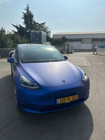 מודעת רכב טסלה מודל Y