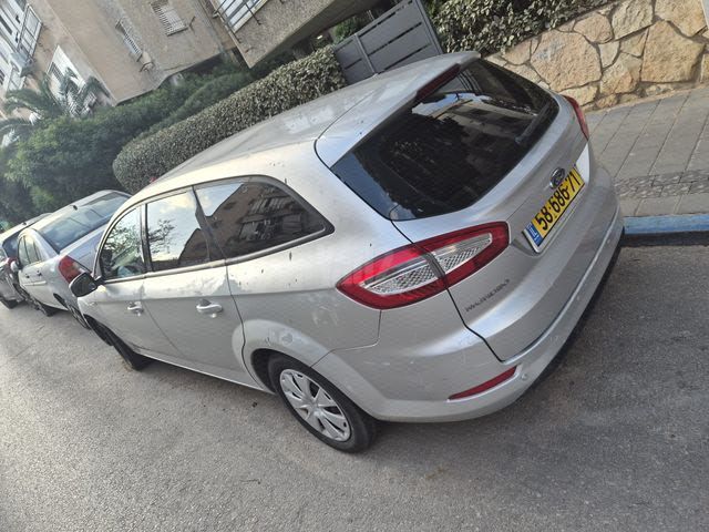 מודעת רכב פורד מונדאו