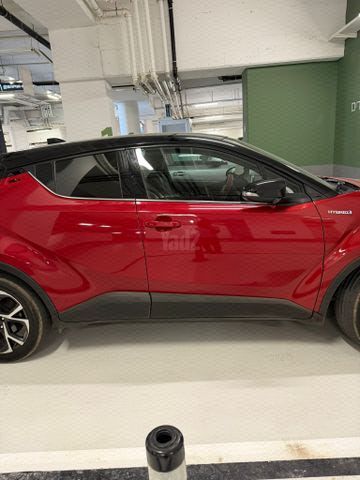 מודעת רכב טויוטה C-HR