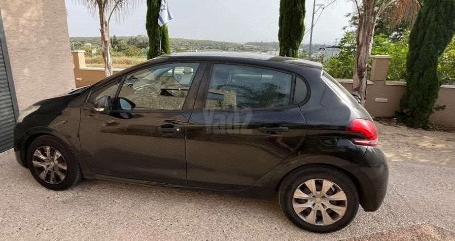 מודעת רכב פיג'ו 208