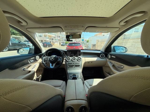 מודעת רכב מרצדס-בנץ C-class