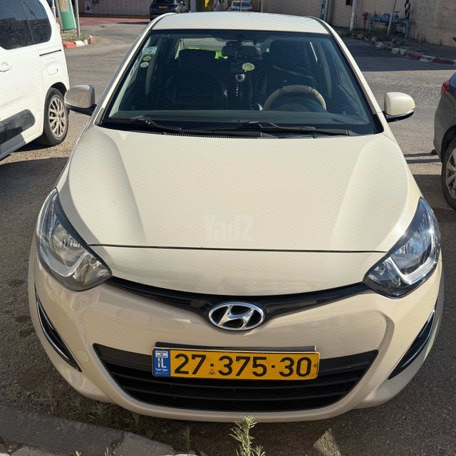 מודעת רכב יונדאי i20
