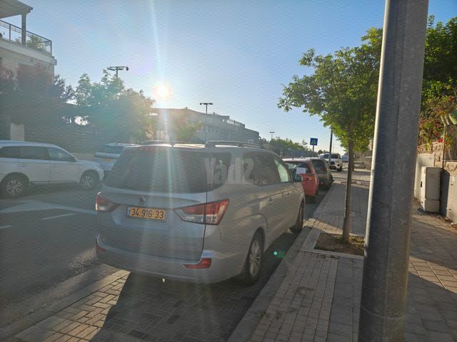 מודעת רכב סאנגיונג רודיוס