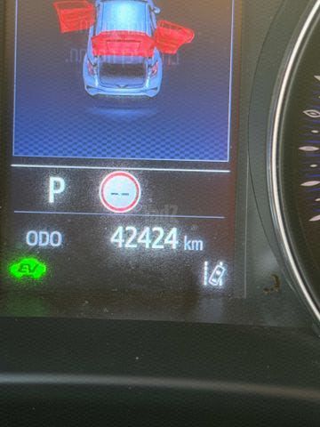 מודעת רכב טויוטה C-HR