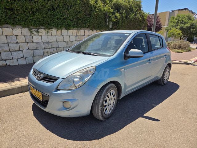 מודעת רכב יונדאי i20