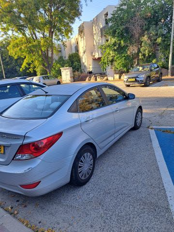 מודעת רכב יונדאי אקסנט i25