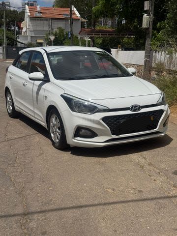 מודעת רכב יונדאי i20
