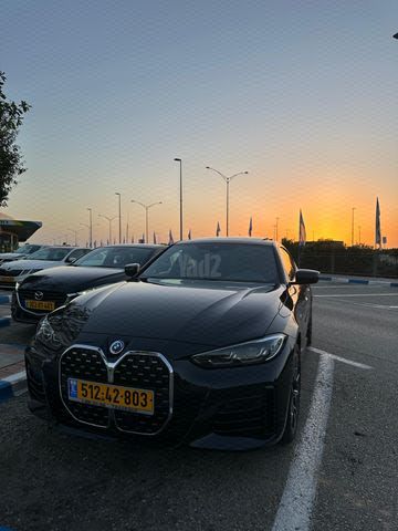 מודעת רכב ב מ וו סדרה 4