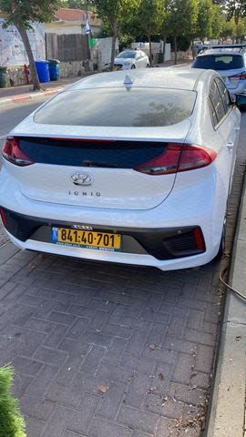 מודעת רכב יונדאי איוניק