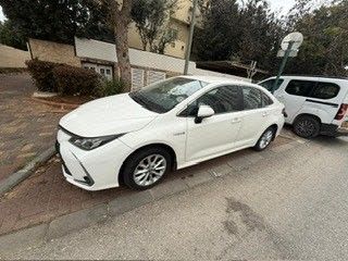 מודעת רכב טויוטה קורולה