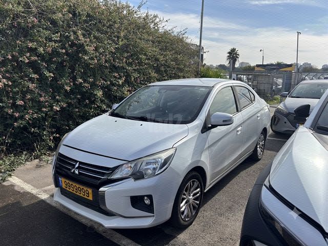 מודעת רכב מיצובישי אטראז'
