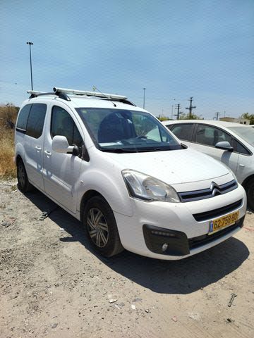 מודעת רכב סיטרואן ברלינגו