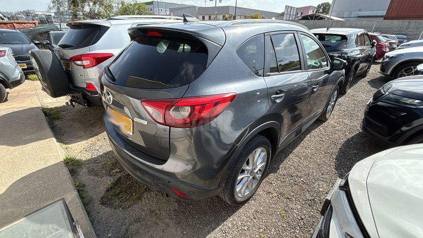 מודעת רכב מאזדה CX-5