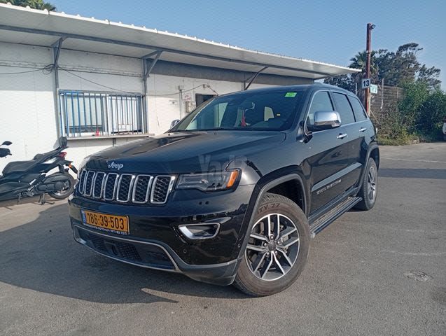 מודעת רכב ג'יפ גרנד צ'ירוקי