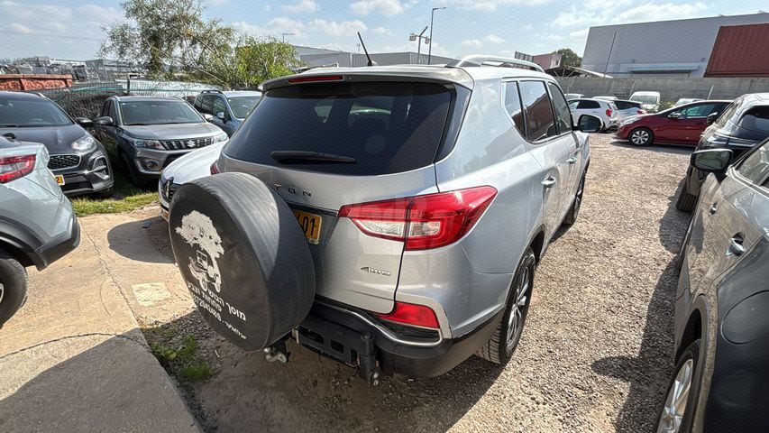 מודעת רכב סאנגיונג רקסטון 1