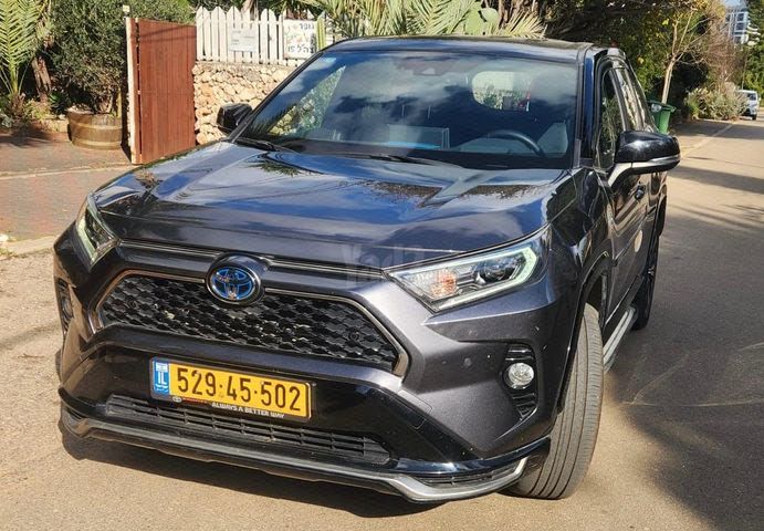 מודעת רכב טויוטה RAV4