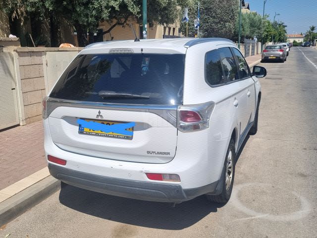מודעת רכב מיצובישי אאוטלנדר