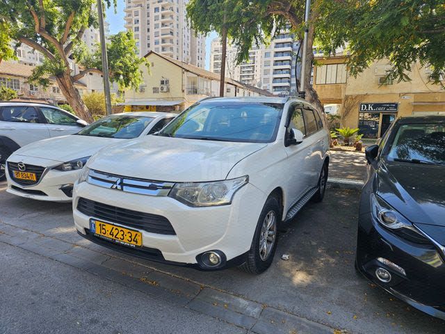 מודעת רכב מיצובישי אאוטלנדר