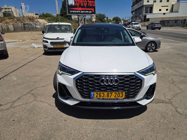 מודעת רכב אאודי Q3
