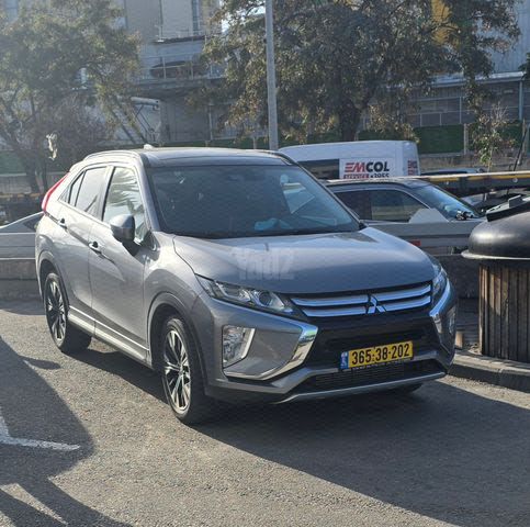 מודעת רכב מיצובישי אקליפס קרוס