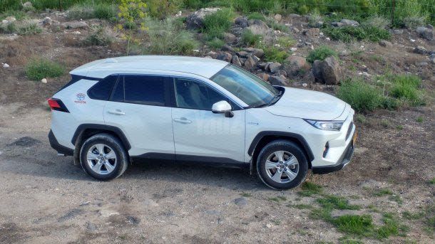 מודעת רכב טויוטה RAV4