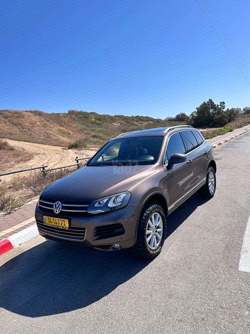 מודעת רכב פולקסווגן טוארג