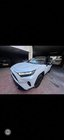מודעת רכב טויוטה RAV4