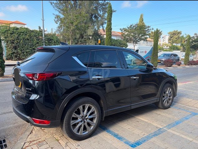 מודעת רכב מאזדה CX-5