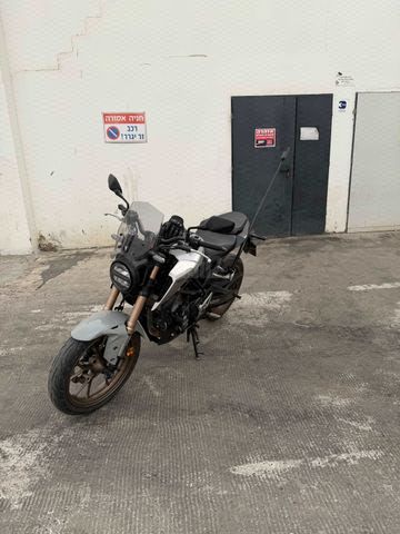 מודעת רכב הונדה CB125R