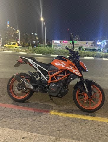 מודעת רכב KTM Naked Duke 390