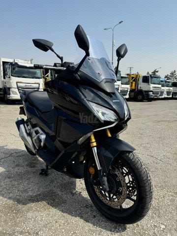 מודעת רכב הונדה פורזה 750