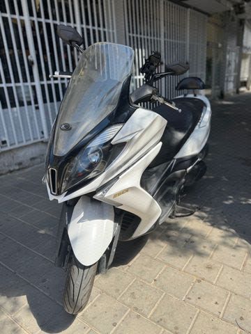 מודעת רכב קימקו דאון-טאון 250ABS