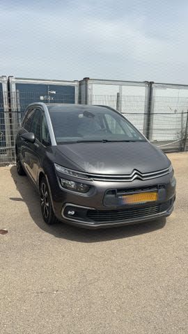 מודעת רכב סיטרואן C4 פיקאסו