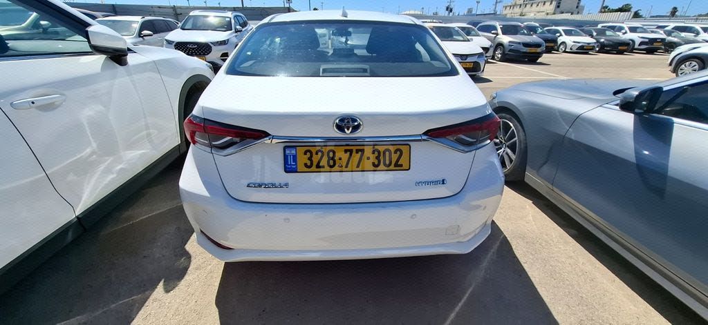 מודעת רכב טויוטה קורולה 2