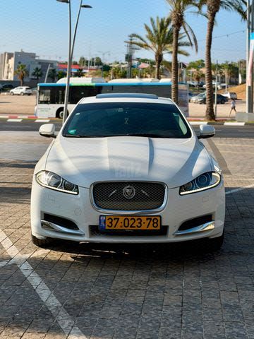 מודעת רכב יגואר XF
