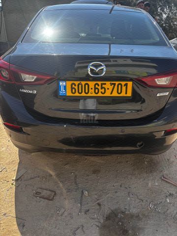 מודעת רכב מאזדה 3