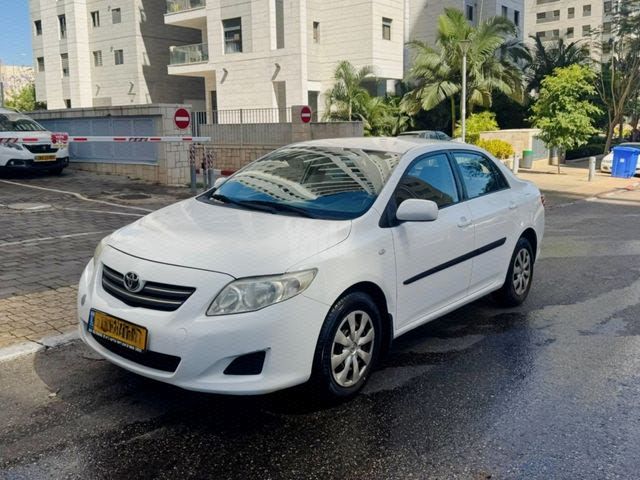 מודעת רכב טויוטה קורולה