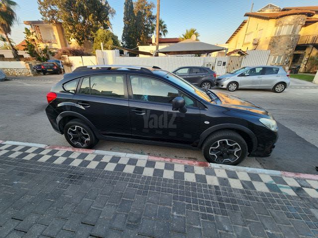 מודעת רכב סובארו XV 2