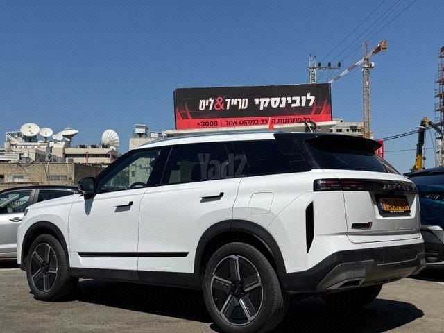 מודעת רכב ג'אקו J7 2
