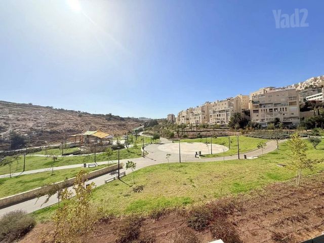 דירה למכירה בירושלים — 5