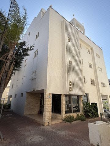 משה סמילנסקי 15