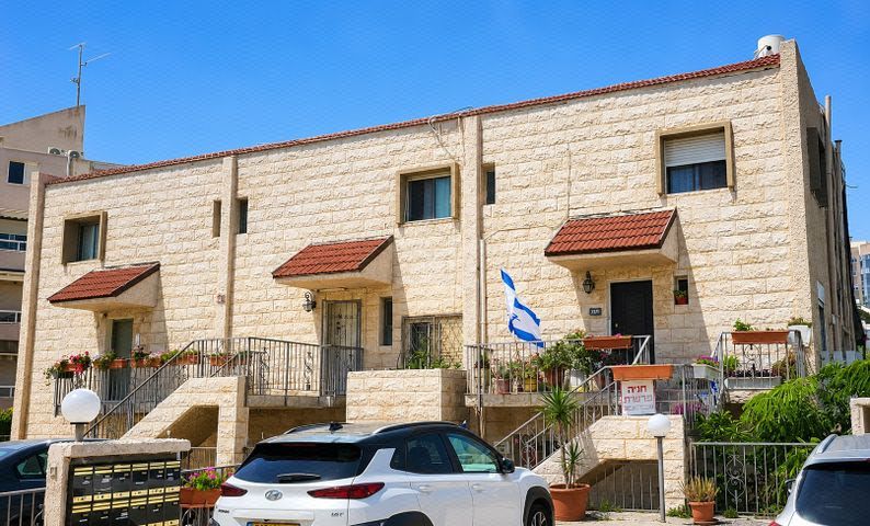 ארתור הנטקה 19