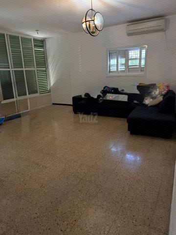 העצמאות 30