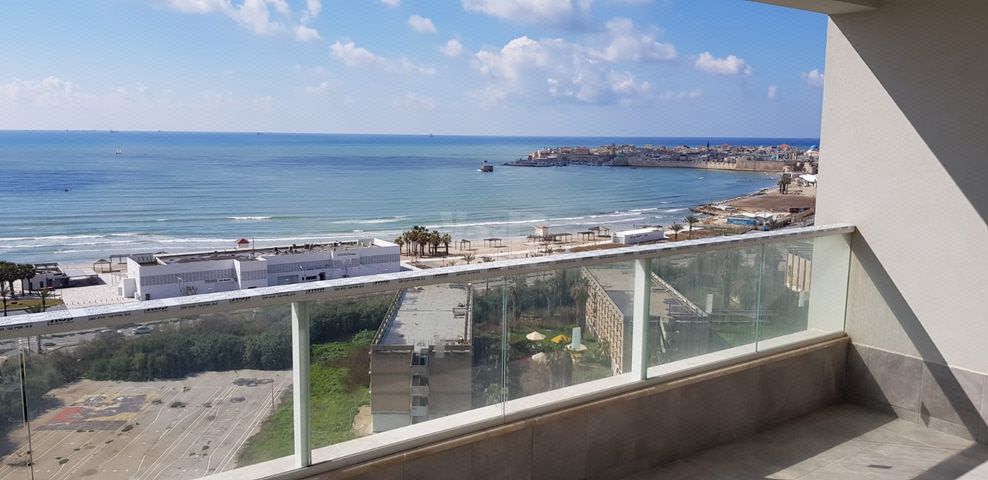דרך הים 