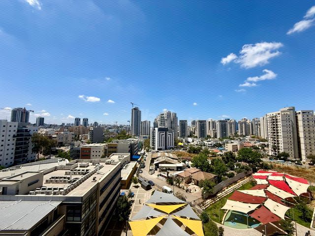 מודעת נכס, אבשלום גיסין, נווה גן, פתח תקווה