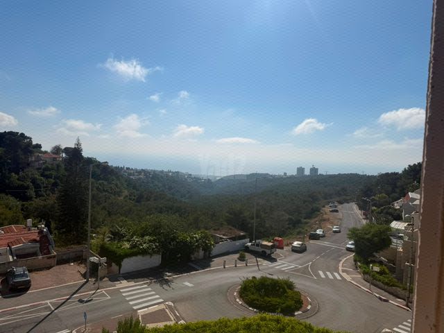 לסקוב