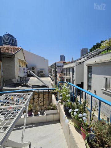 דירה למכירה בתל אביב יפו (תיווך) — 2