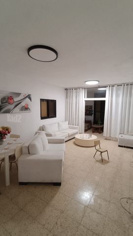 הרצל 63