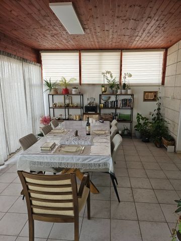 תמונה 2 של דירת 5 חדרים להשכרה בראשון לציון